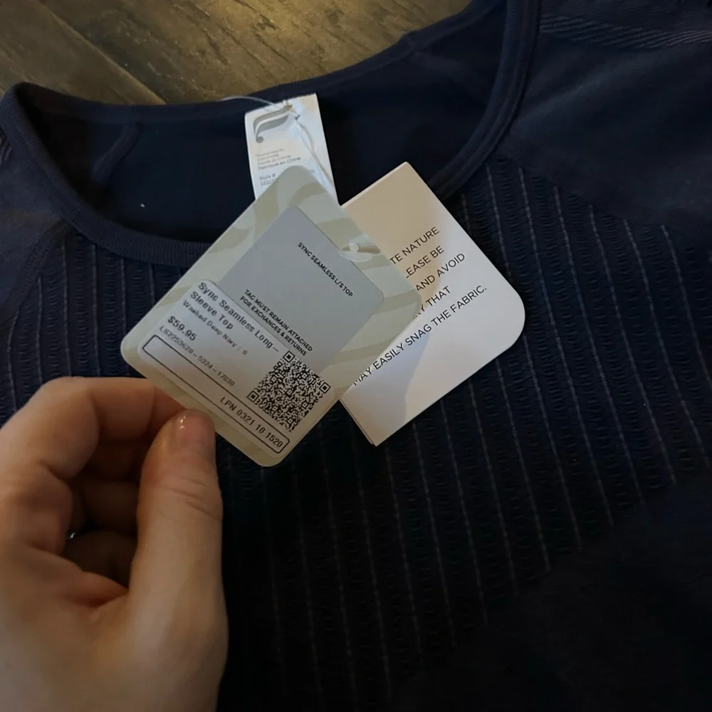 NWT Fabletics Sync Seamless Long Sleeve Top | Size S | Navy Blue - Picture 4 of 8